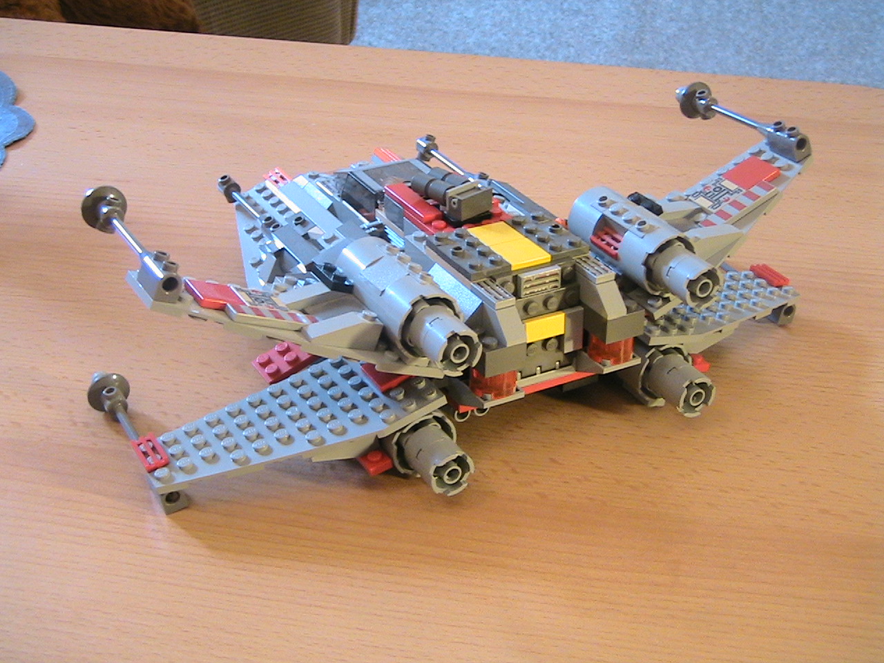 ax-wing02.jpg