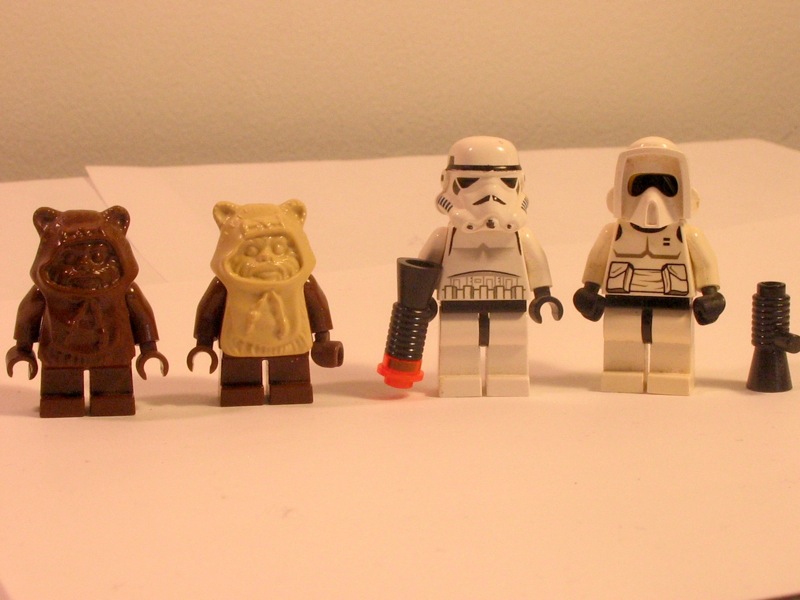 minifigures2.jpg