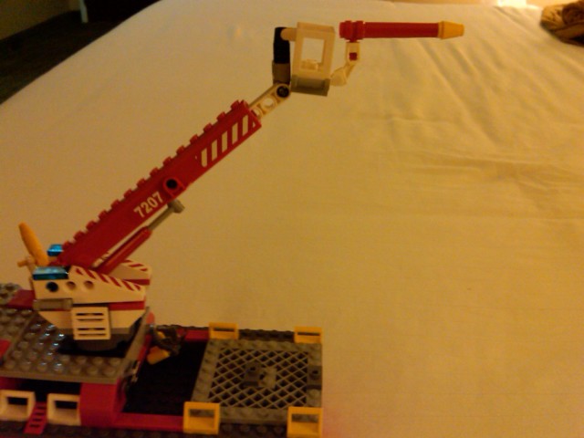 fireboat_completed_water_turret_boom.png