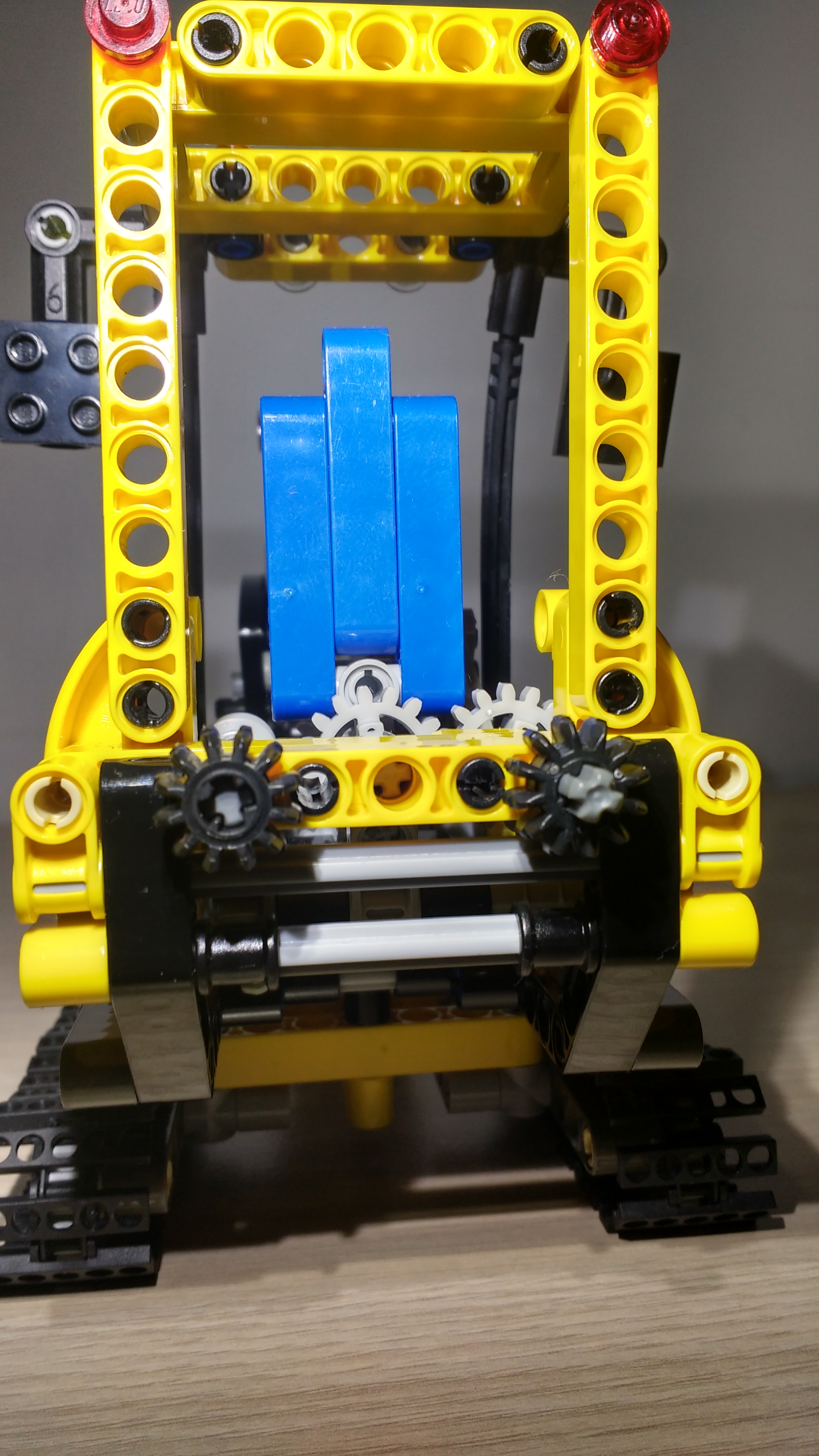 excavator_8.jpg