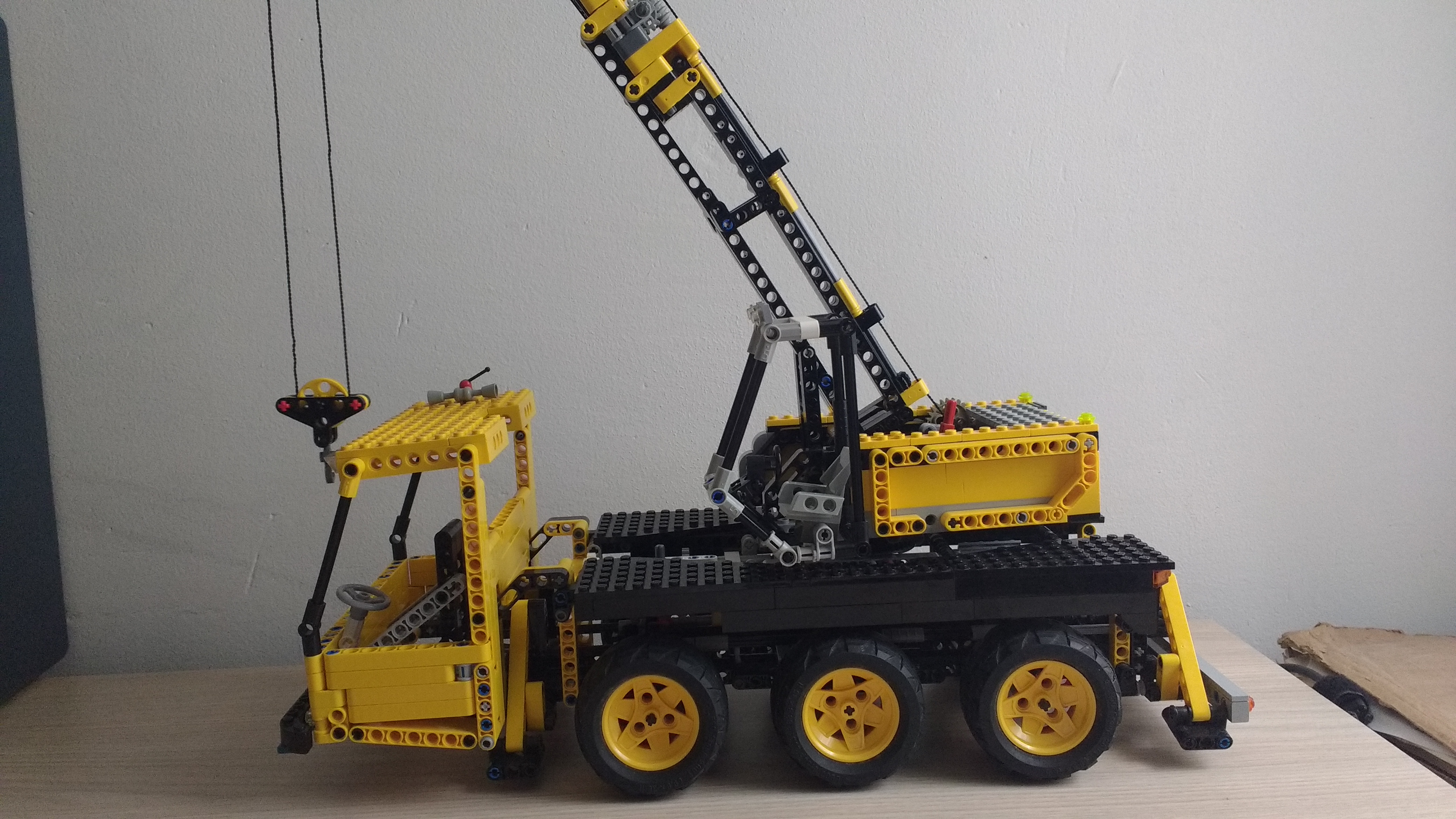 crane_2.jpg