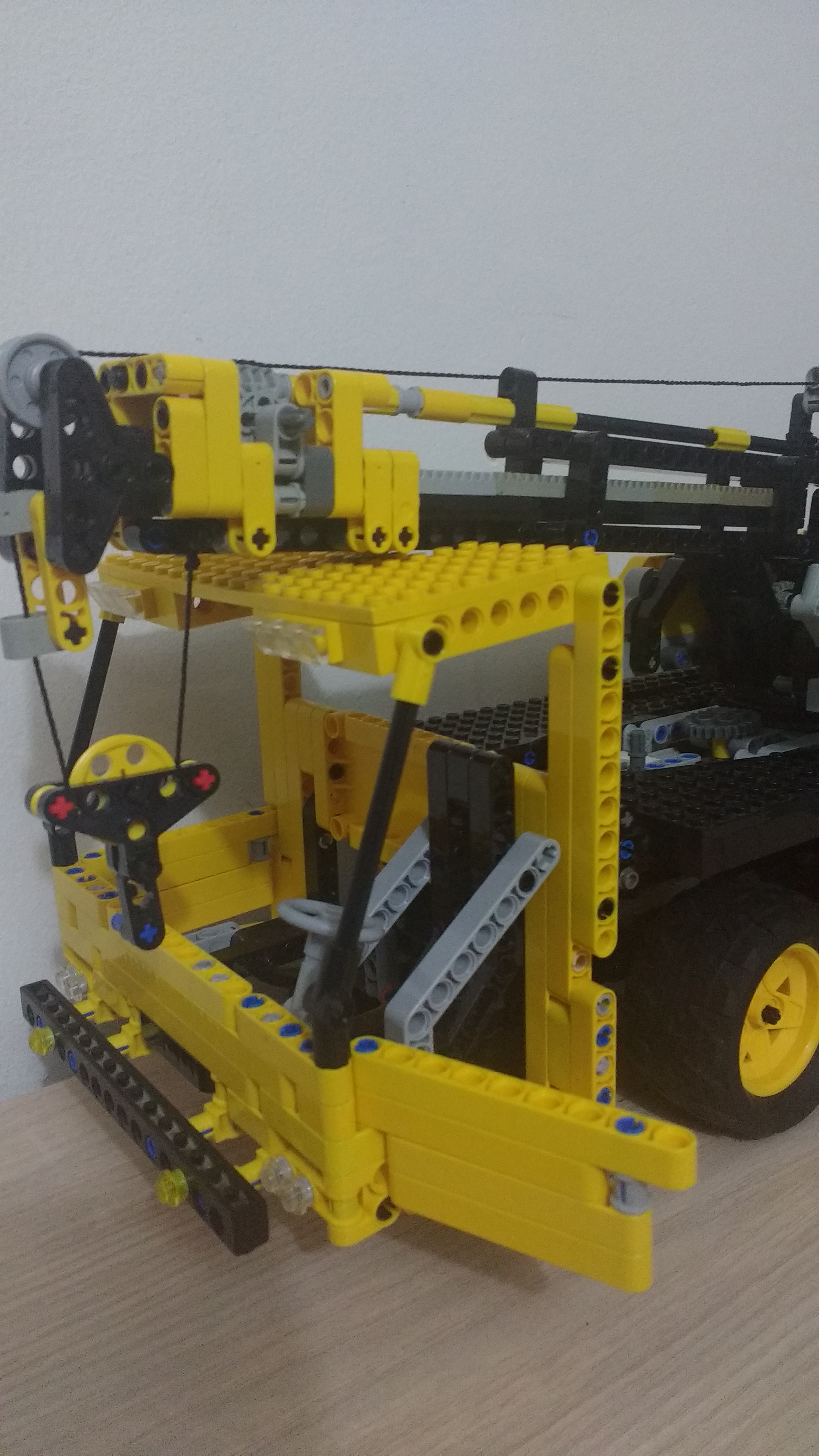 crane_93_machinery.jpg