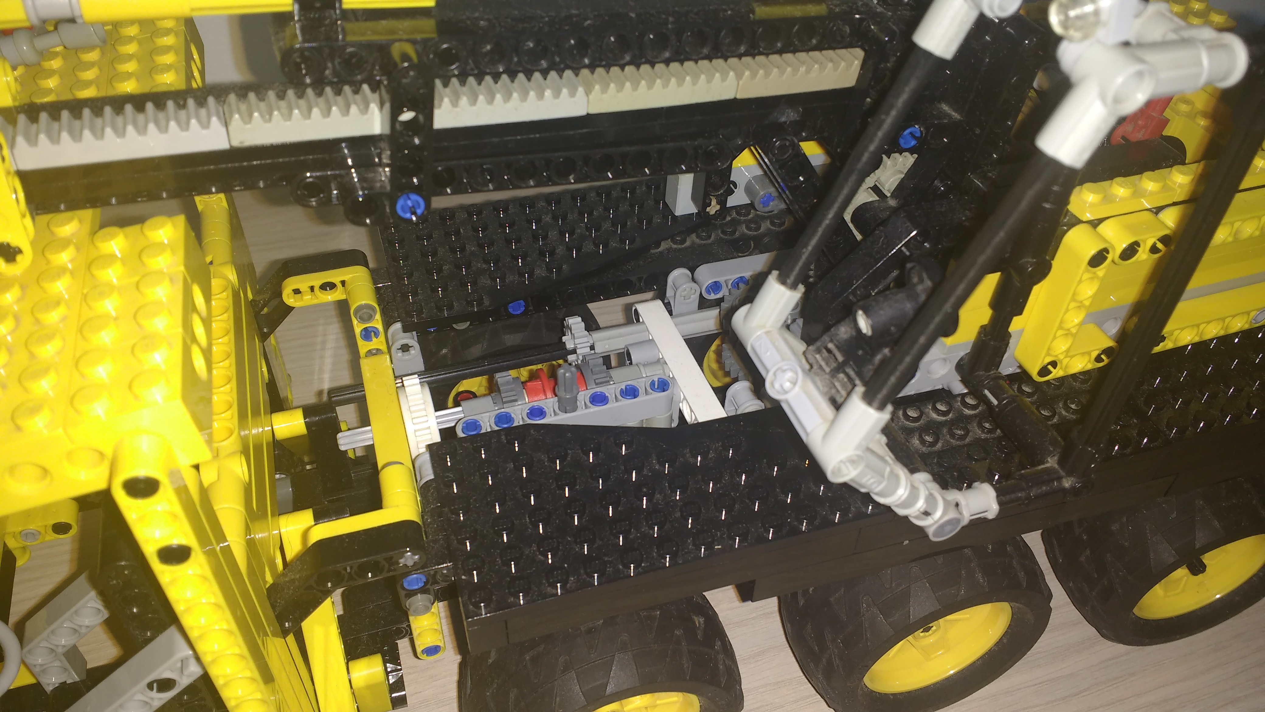 crane_94_machinery.jpg