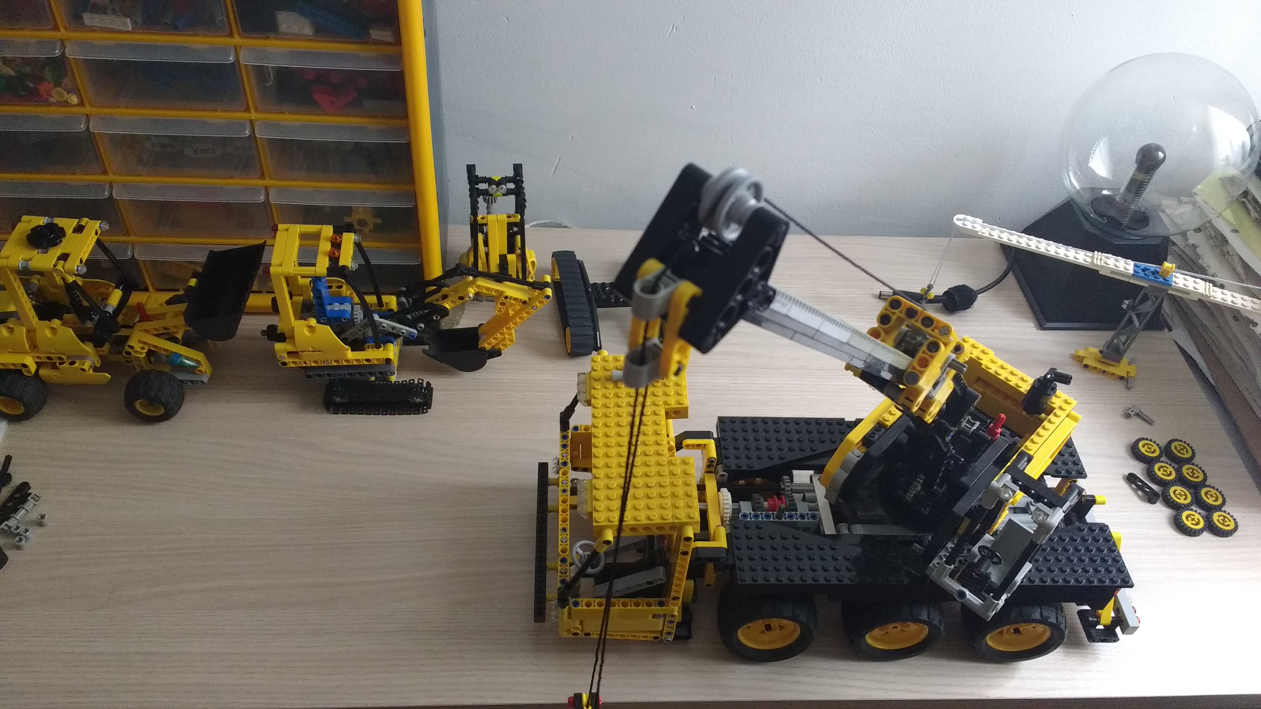 crane_96_machinery.jpg