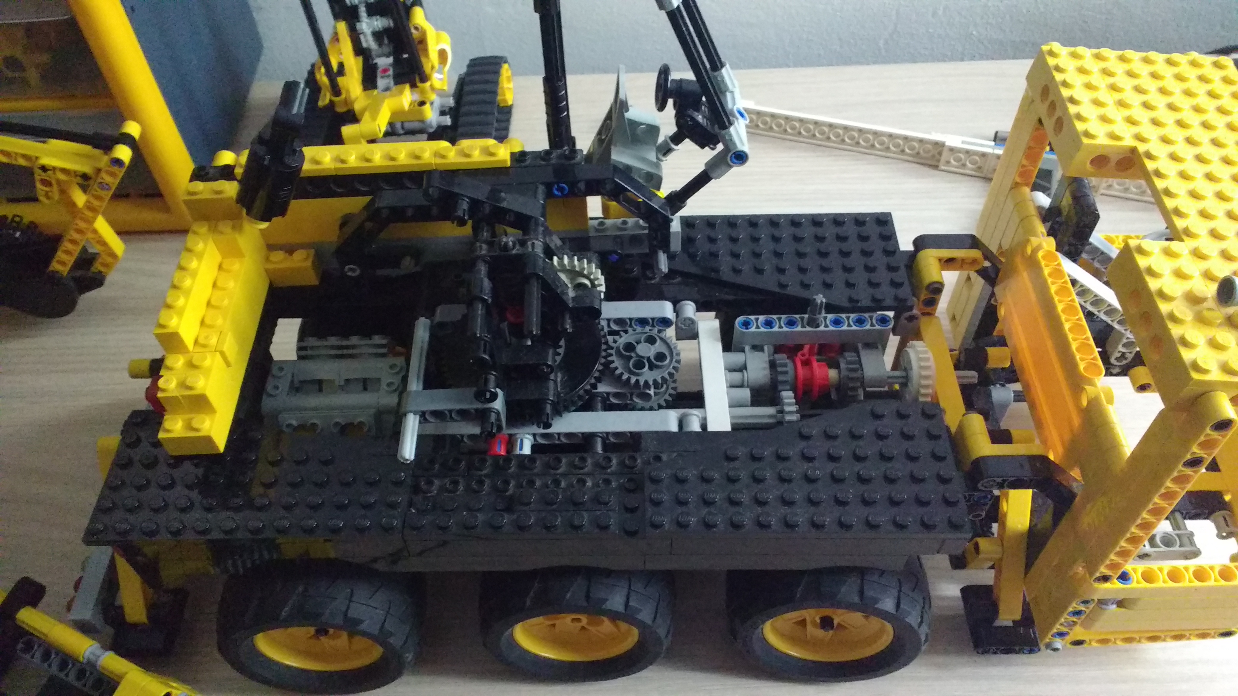 crane_98_machinery.jpg