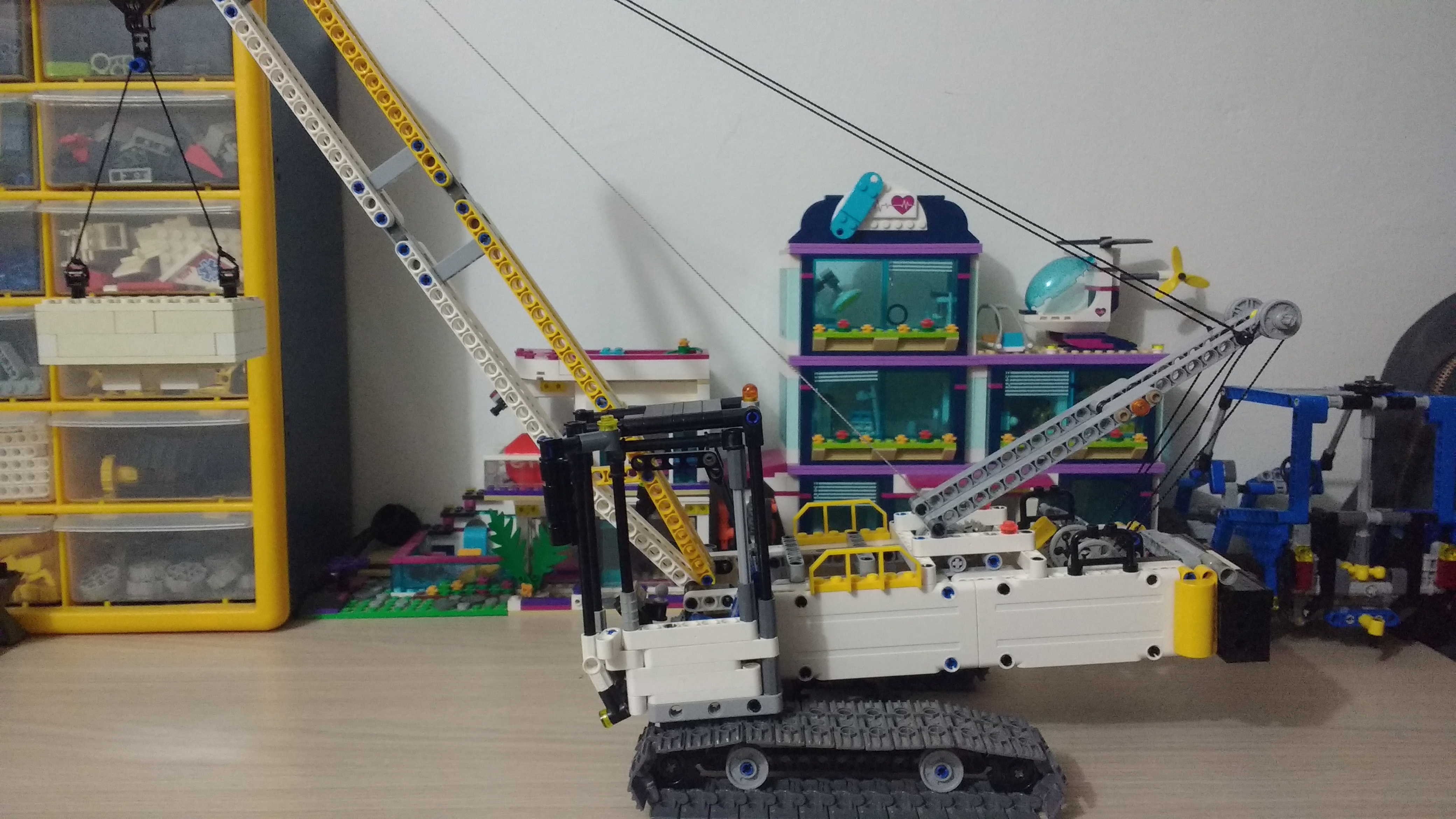 crawler_crane_0.jpg