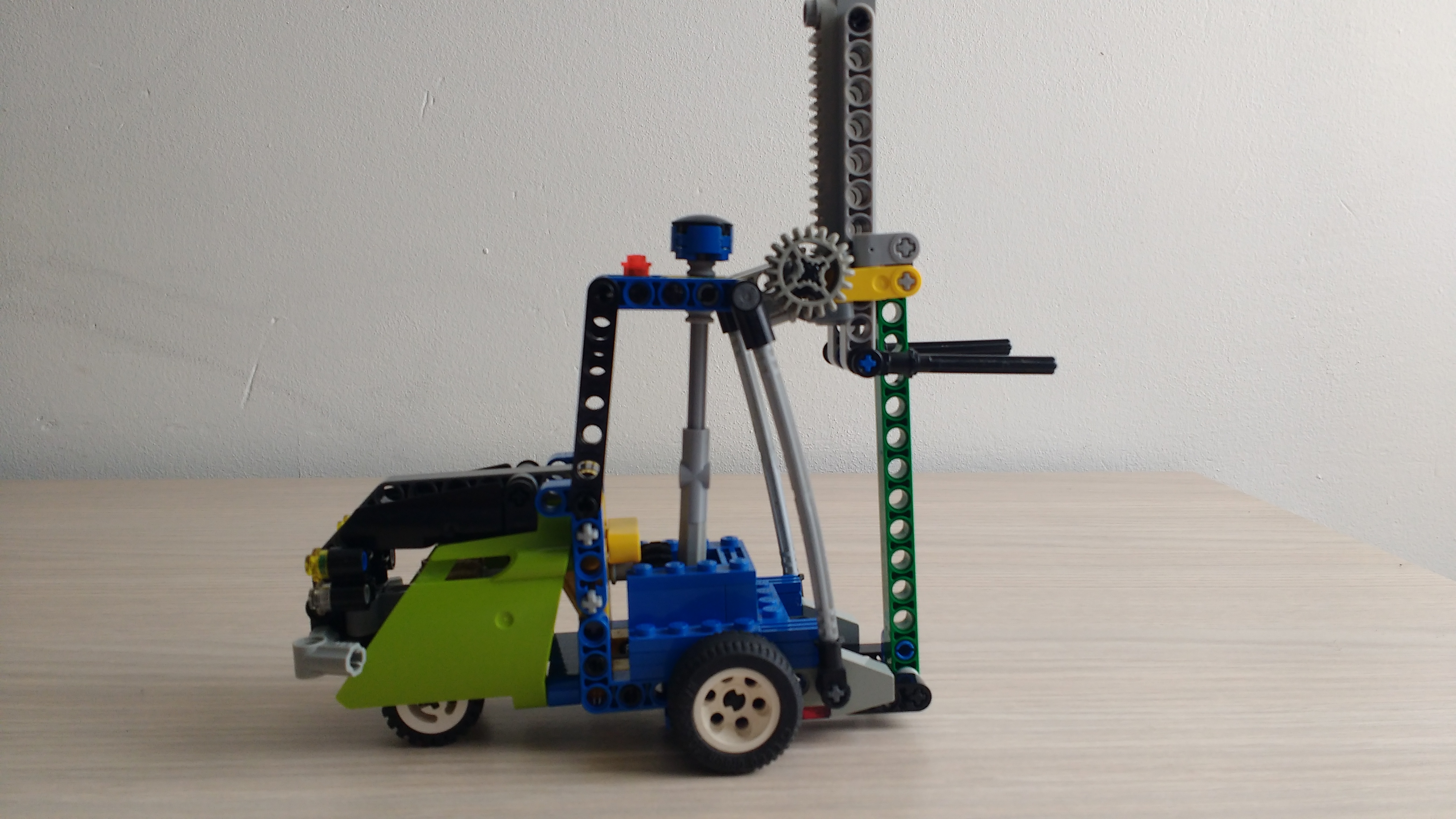 forklift_7.jpg