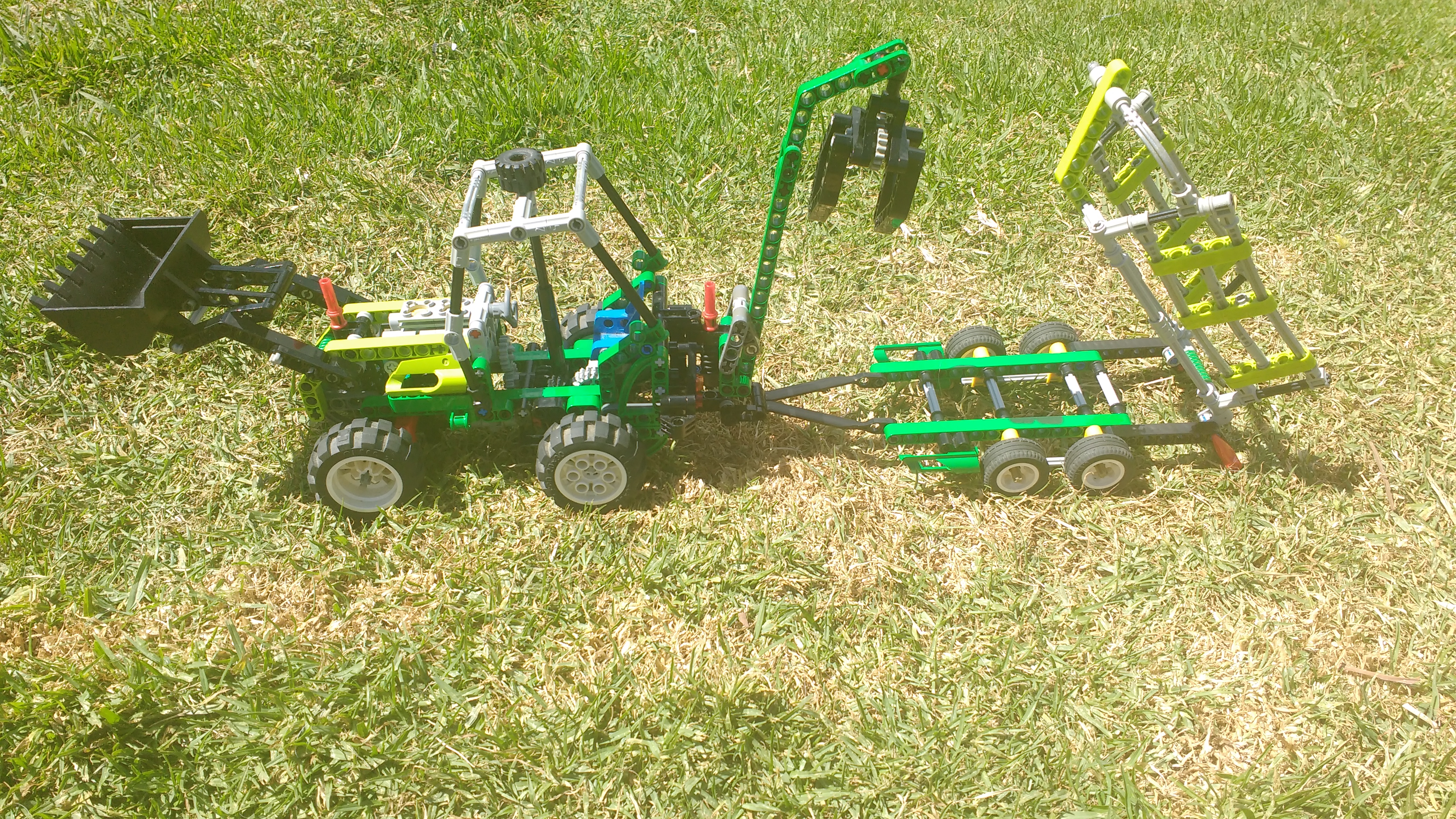 tractor_machinery_92.jpg