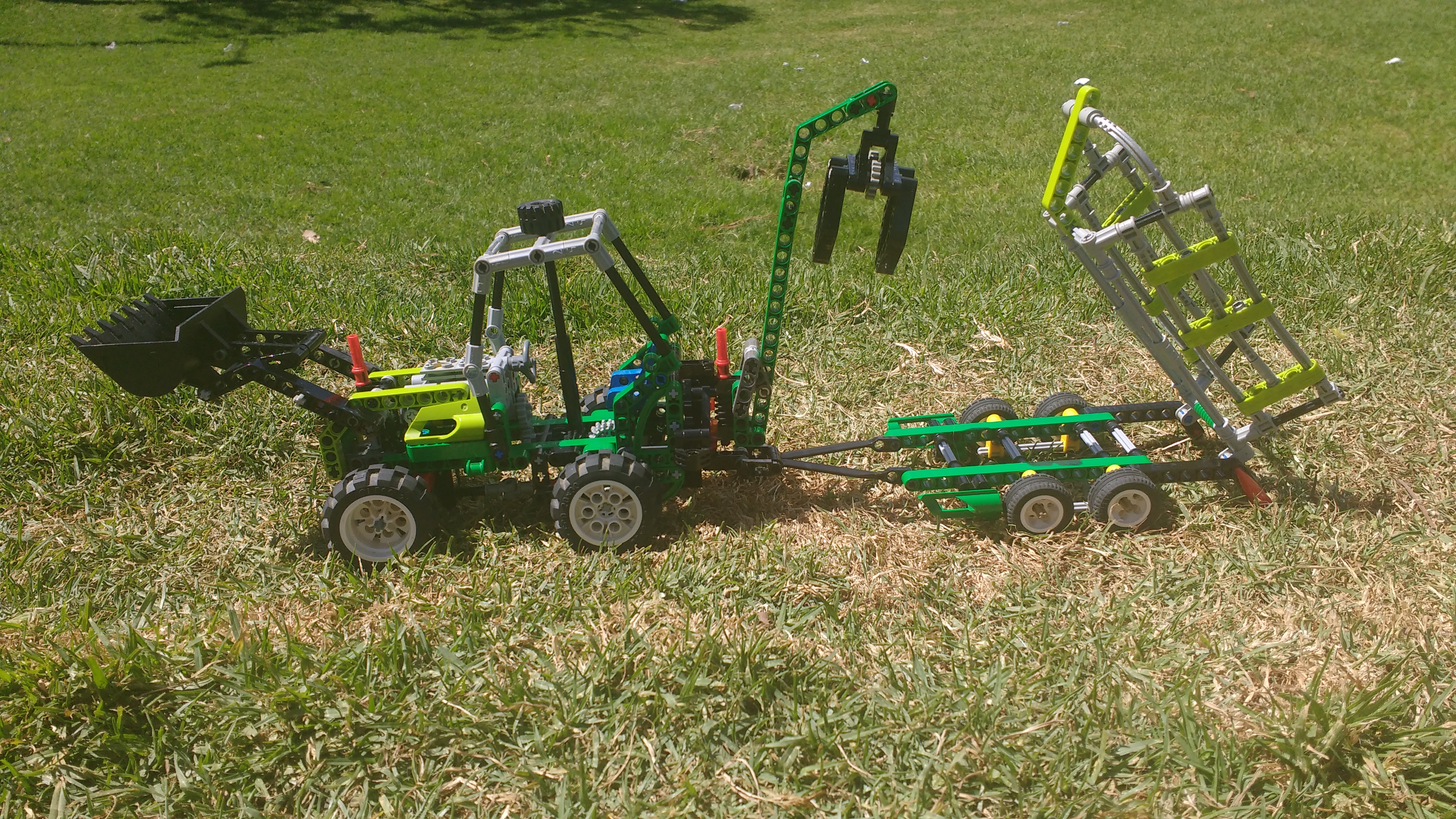 tractor_machinery_94.jpg