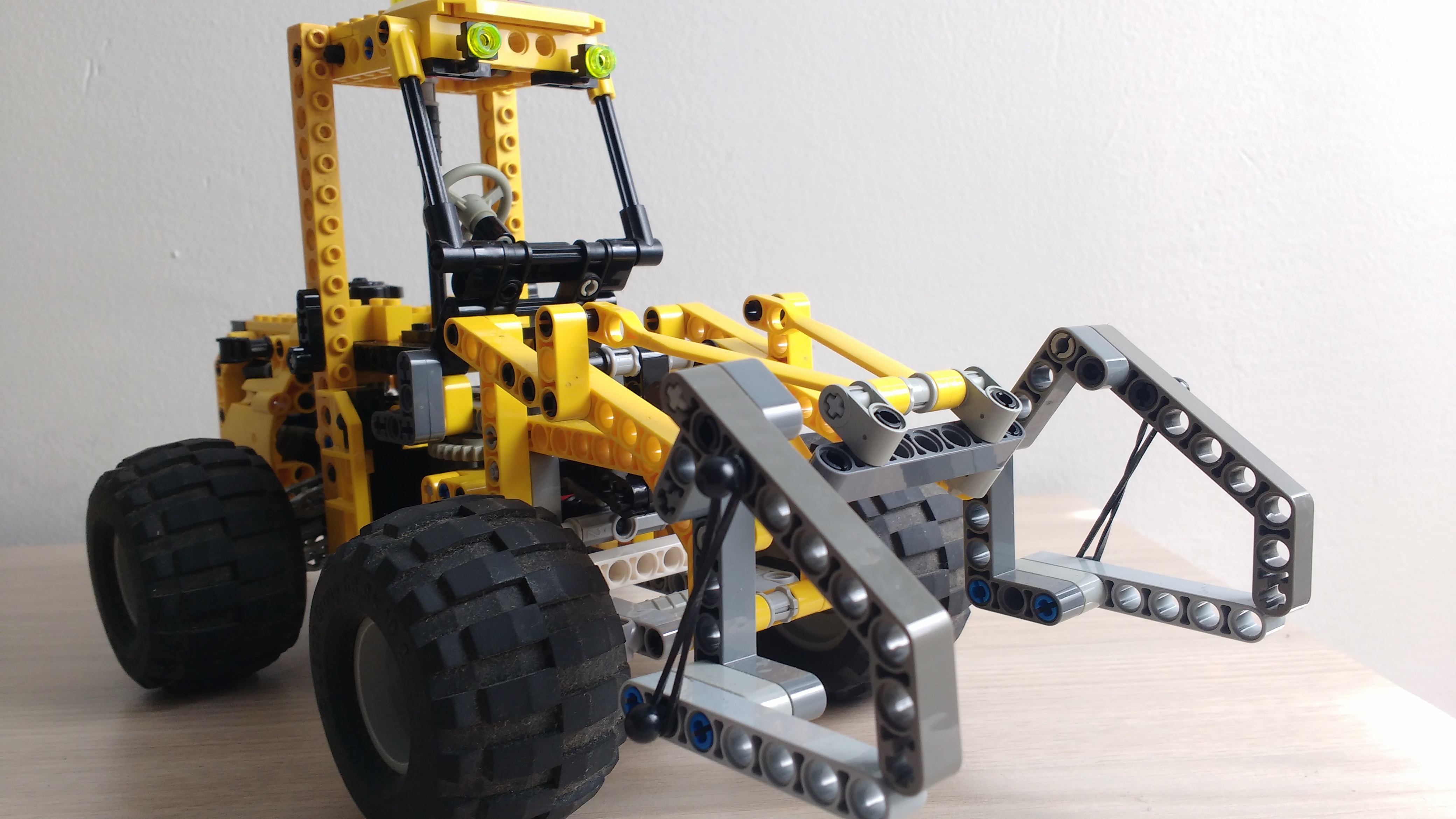 loader_96.jpg