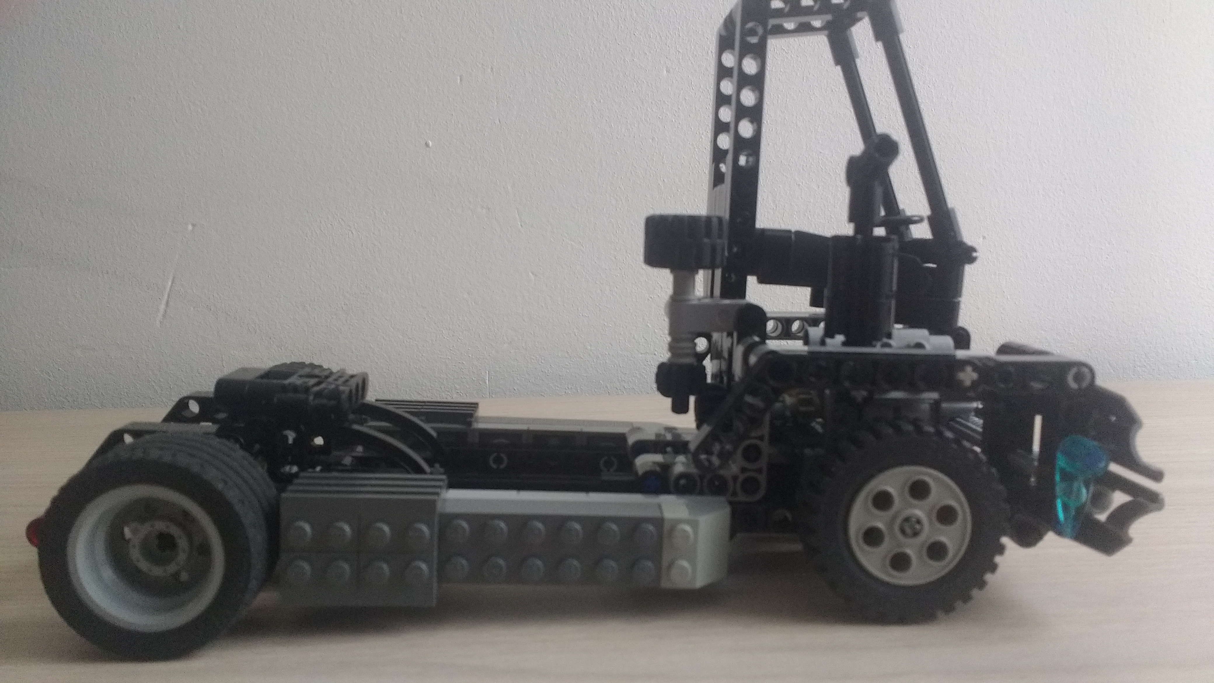 terminal_tractor_1.jpg