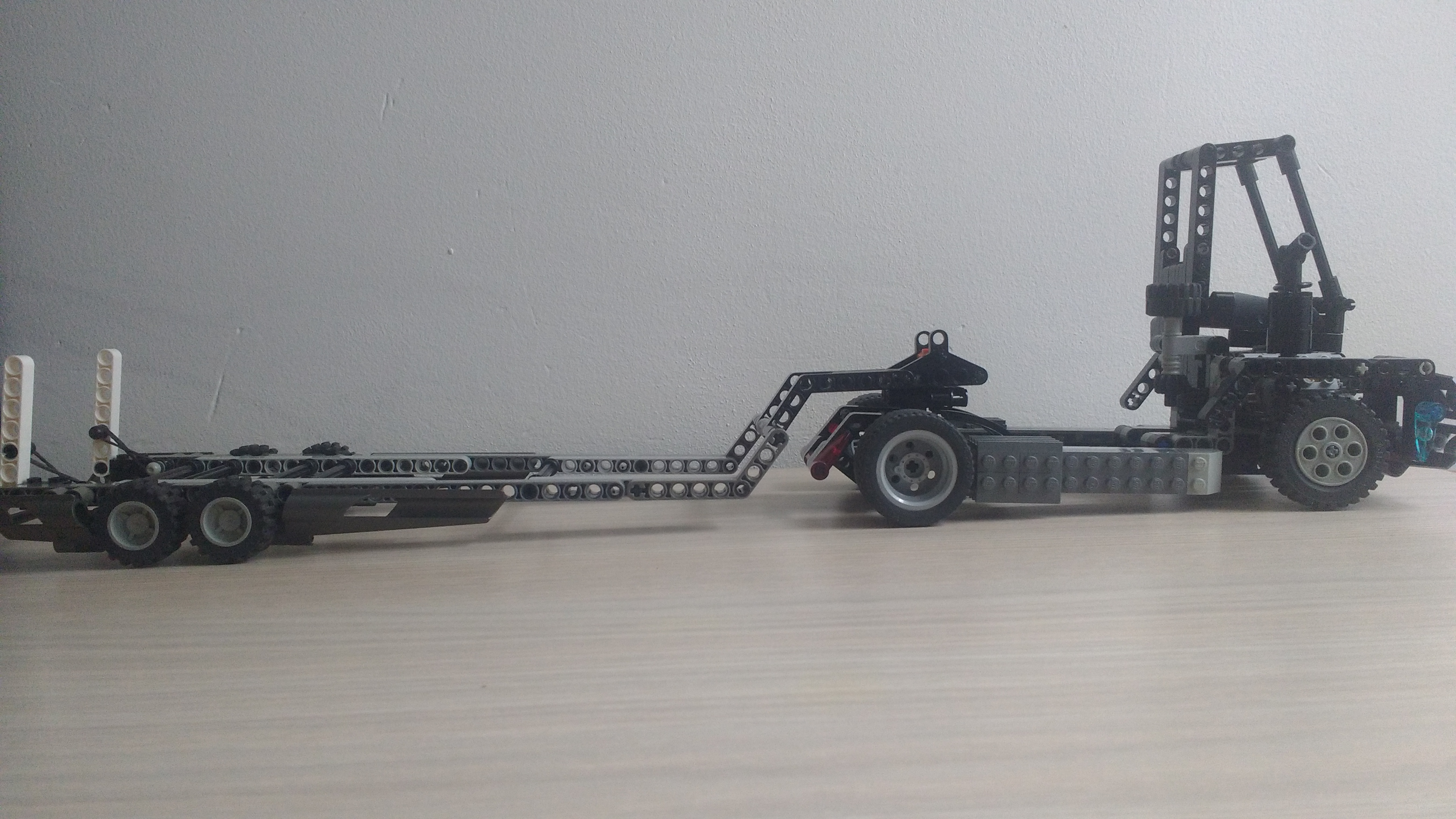 terminal_tractor_7.jpg