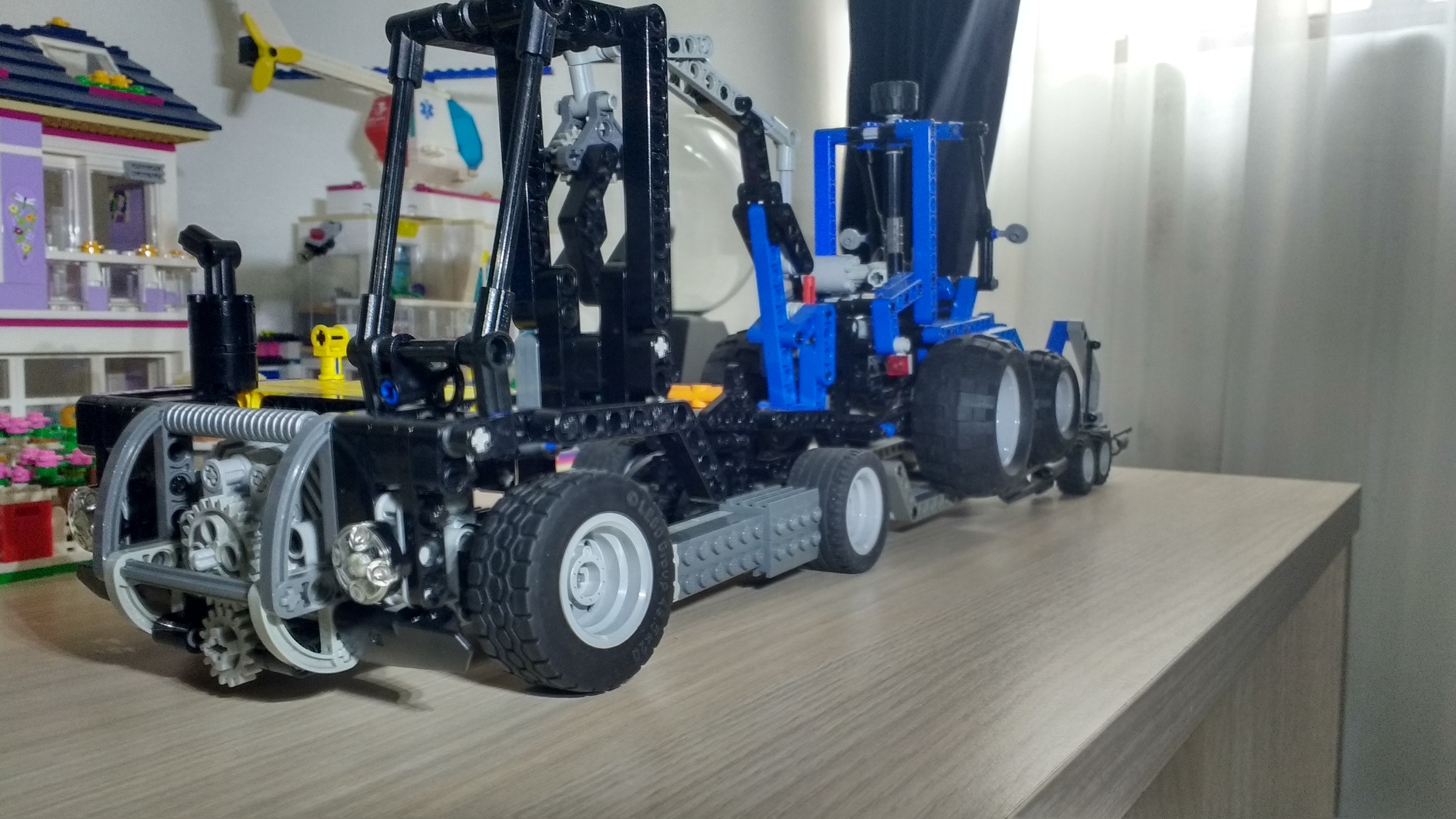 terminal_tractor_machinery_7.jpg