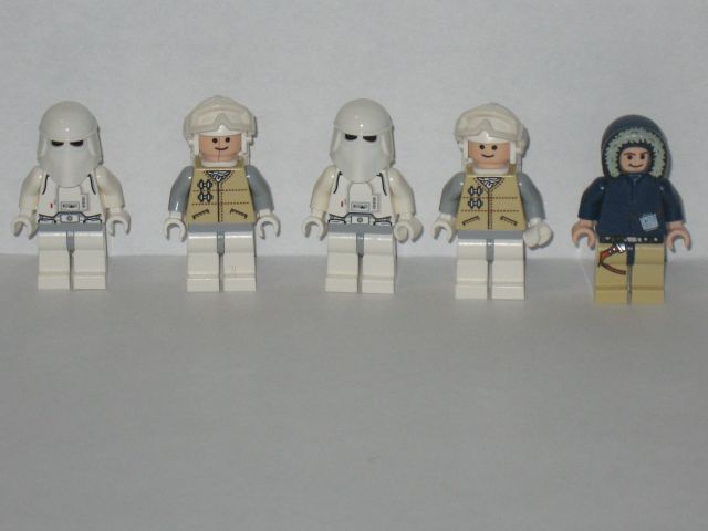 minifigs001.jpg