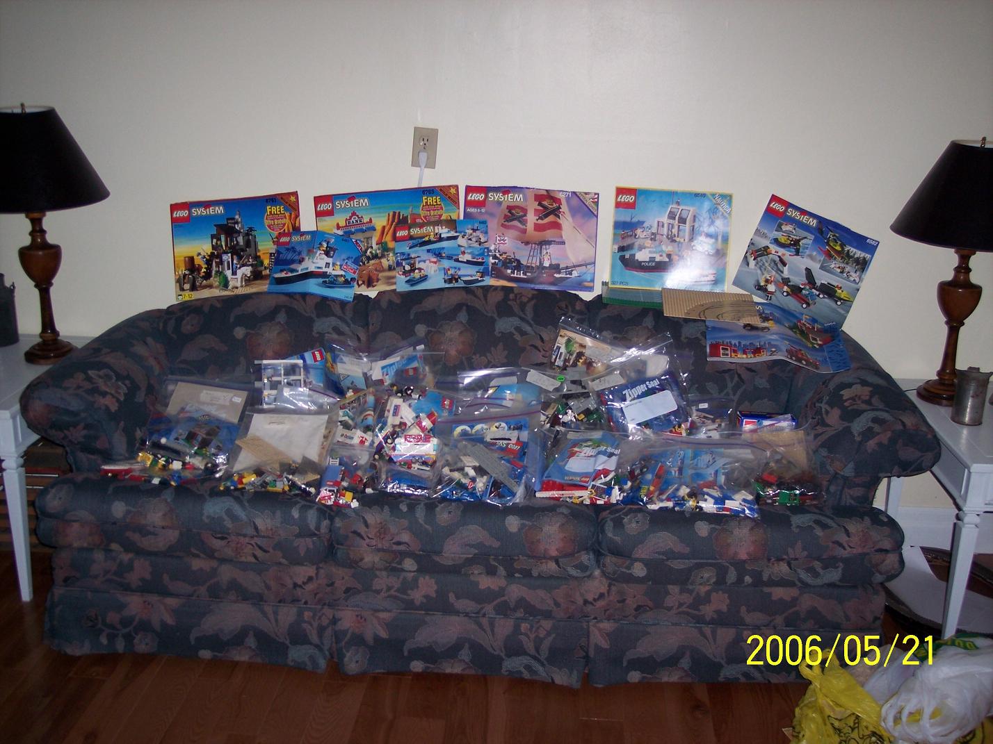 lego_hoard_001.jpg