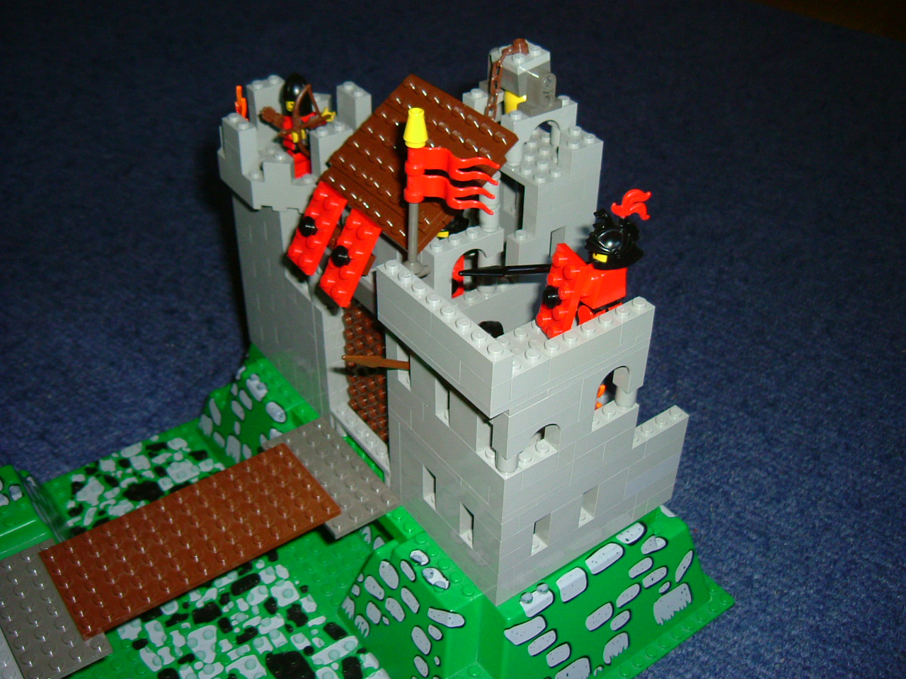 lego_tower_jan_07_030.jpg