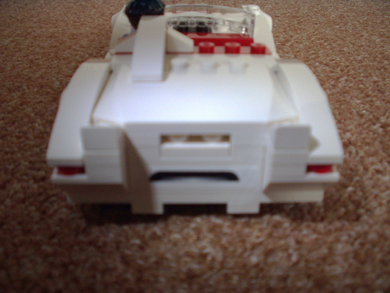 mach5_arriere.jpg