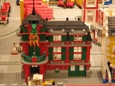 altes_rathaus_m_drachen.jpg