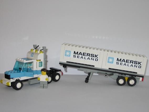 maersk_truck_2.jpg