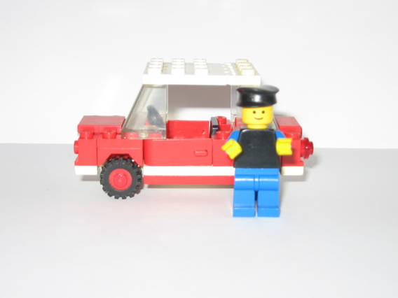 g2r_rotes_autoa_2.jpg