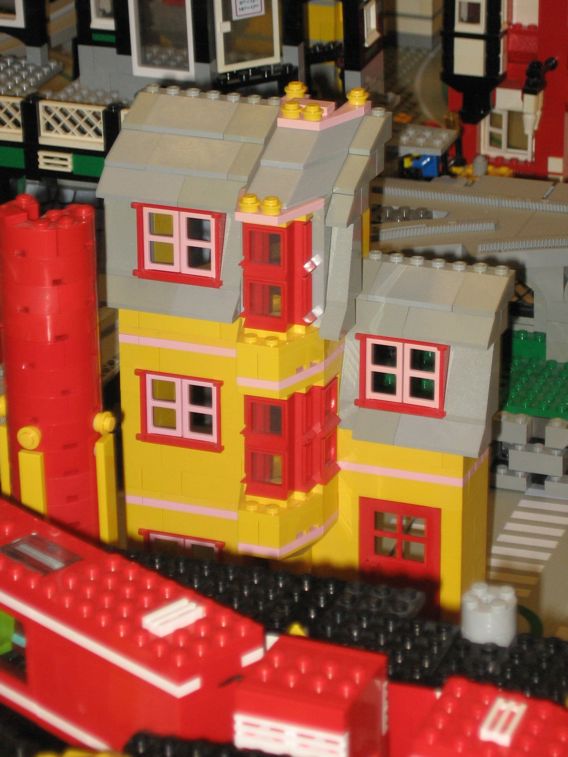 55_haus_mit_erker.jpg
