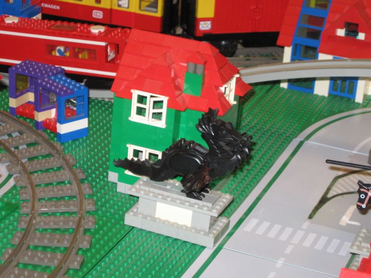 85_hauptstrasse_haus_mit_werkstatt.jpg