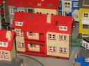 32_mietshaus_mit_balkonen.jpg