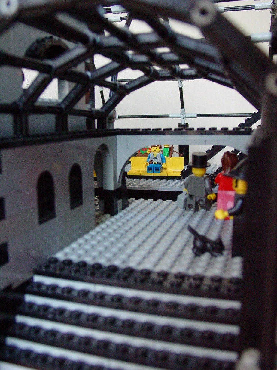 station-m.jpg