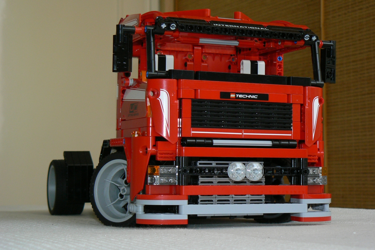 race_truck_001.jpg