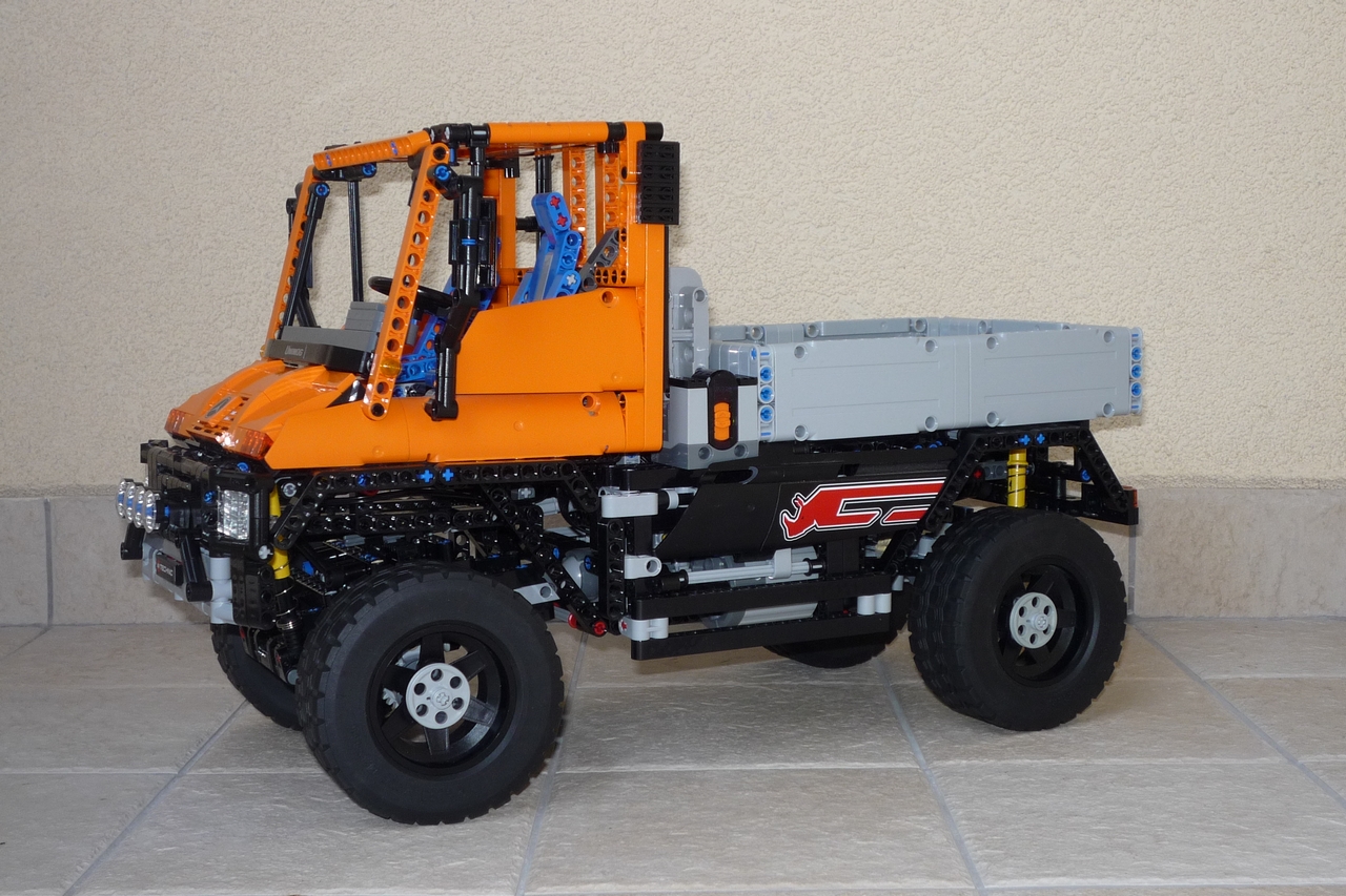 unimog_2.jpg