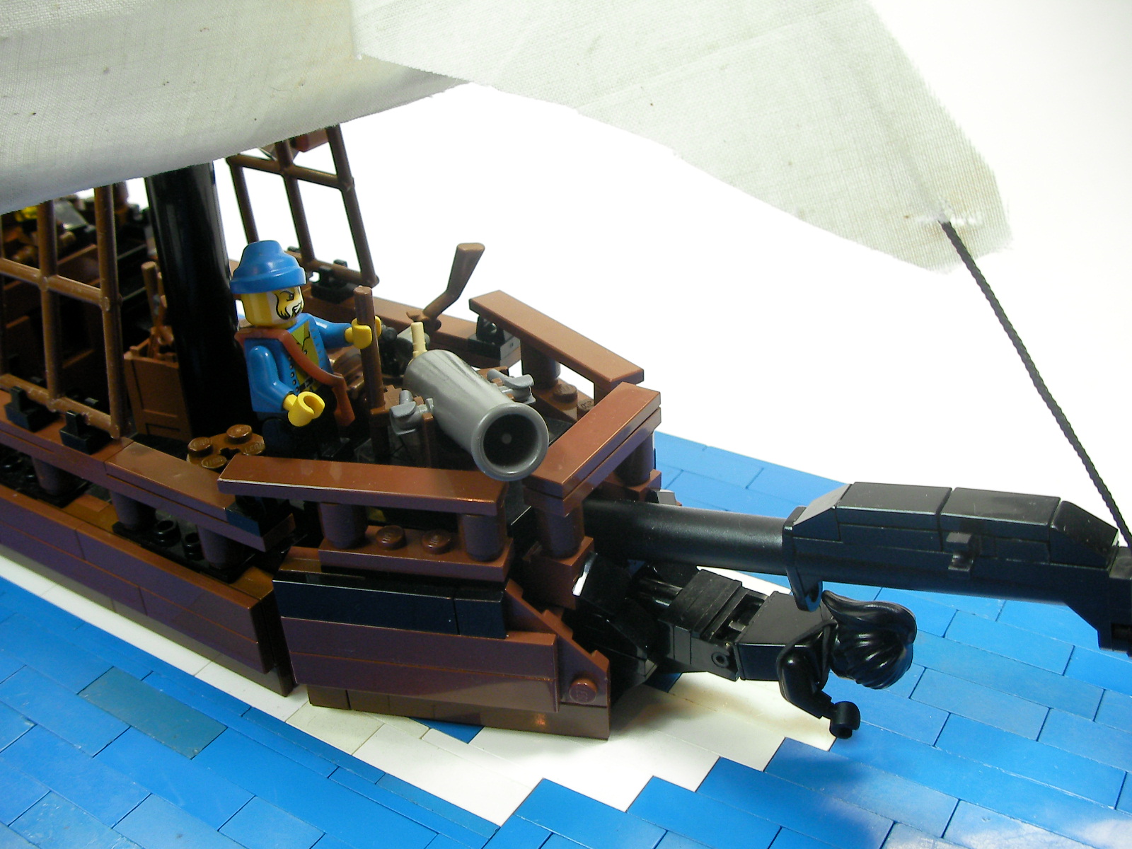 ship_2.jpg