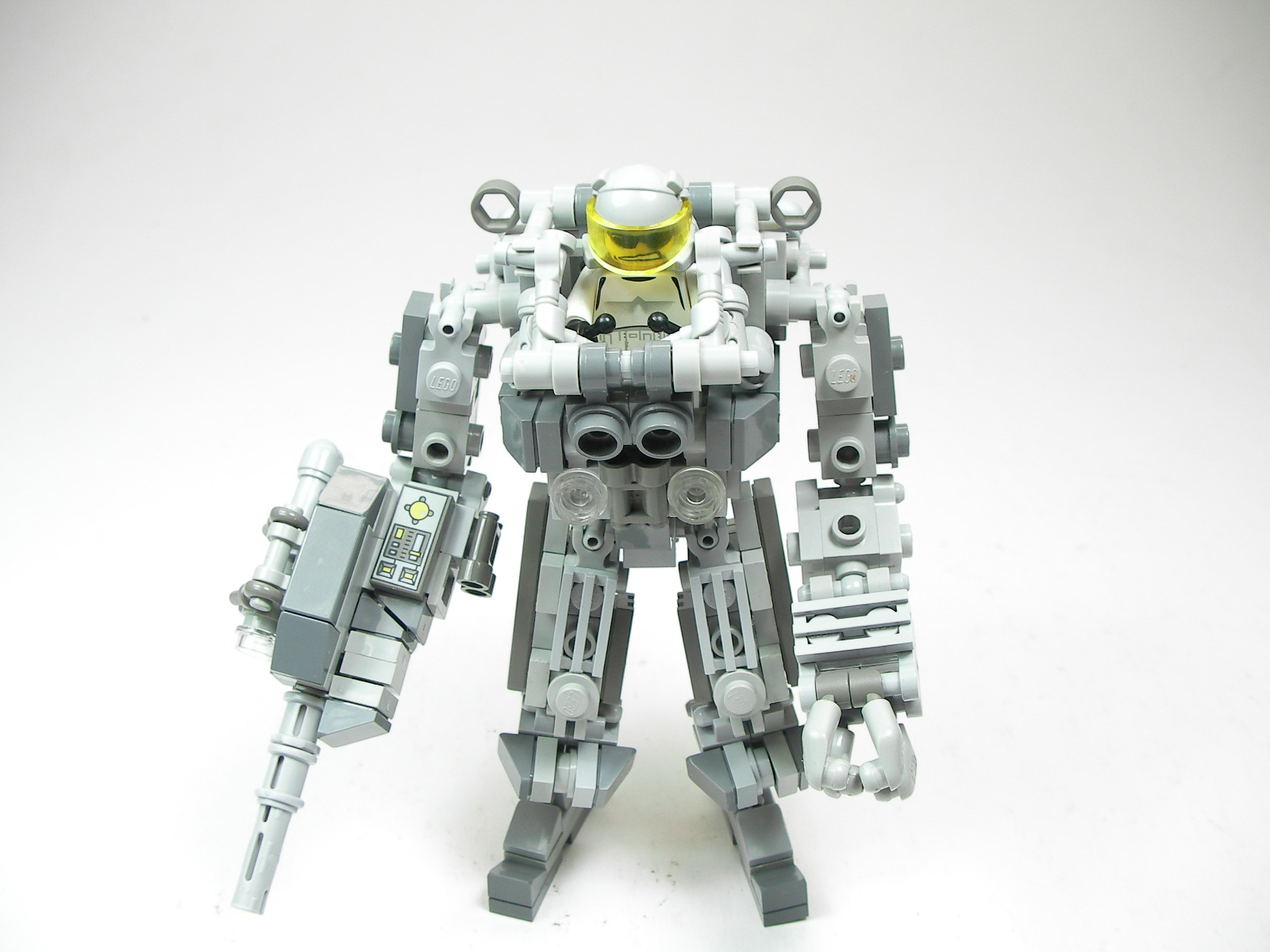 squad-5-suit-2.jpg
