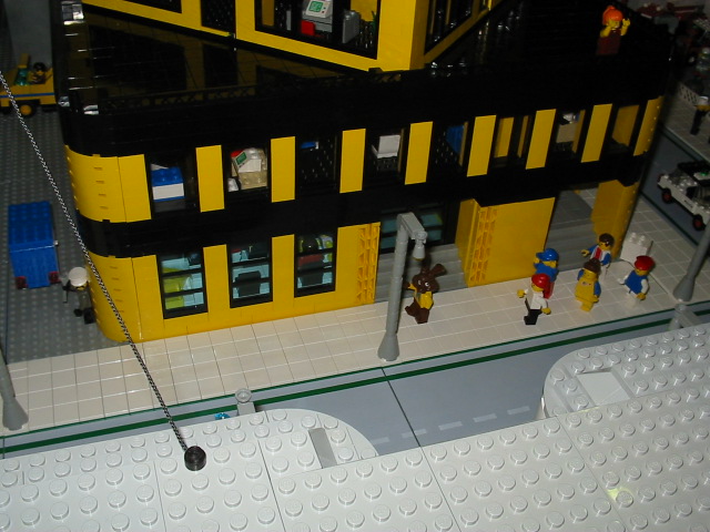 106-0623_img.jpg