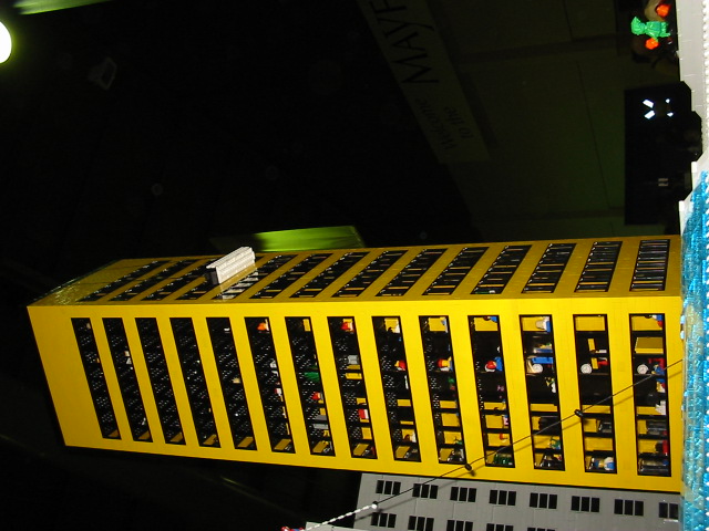 106-0628_img.jpg