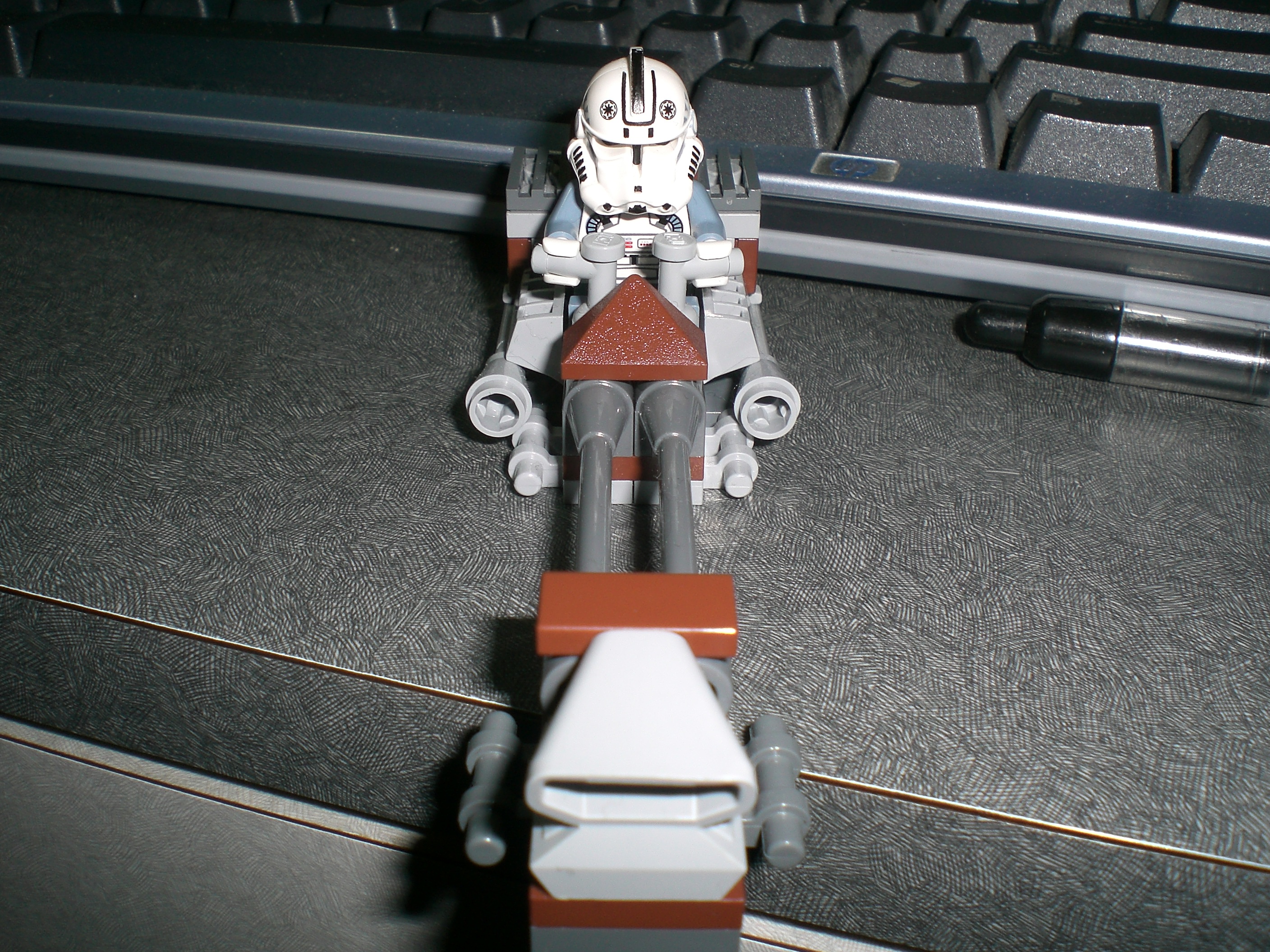sw_tank_and_speeder_009.jpg