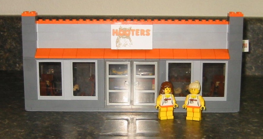 hooters1.jpg