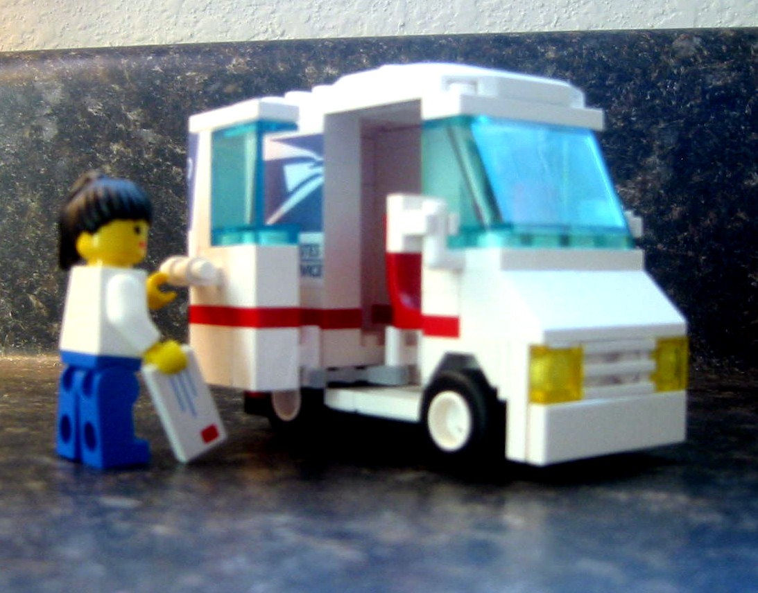 mailtruck2.jpg