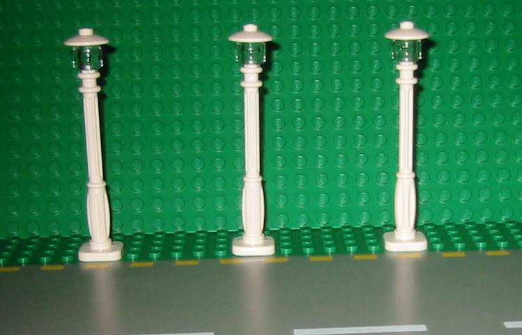 white_lampost2.jpg