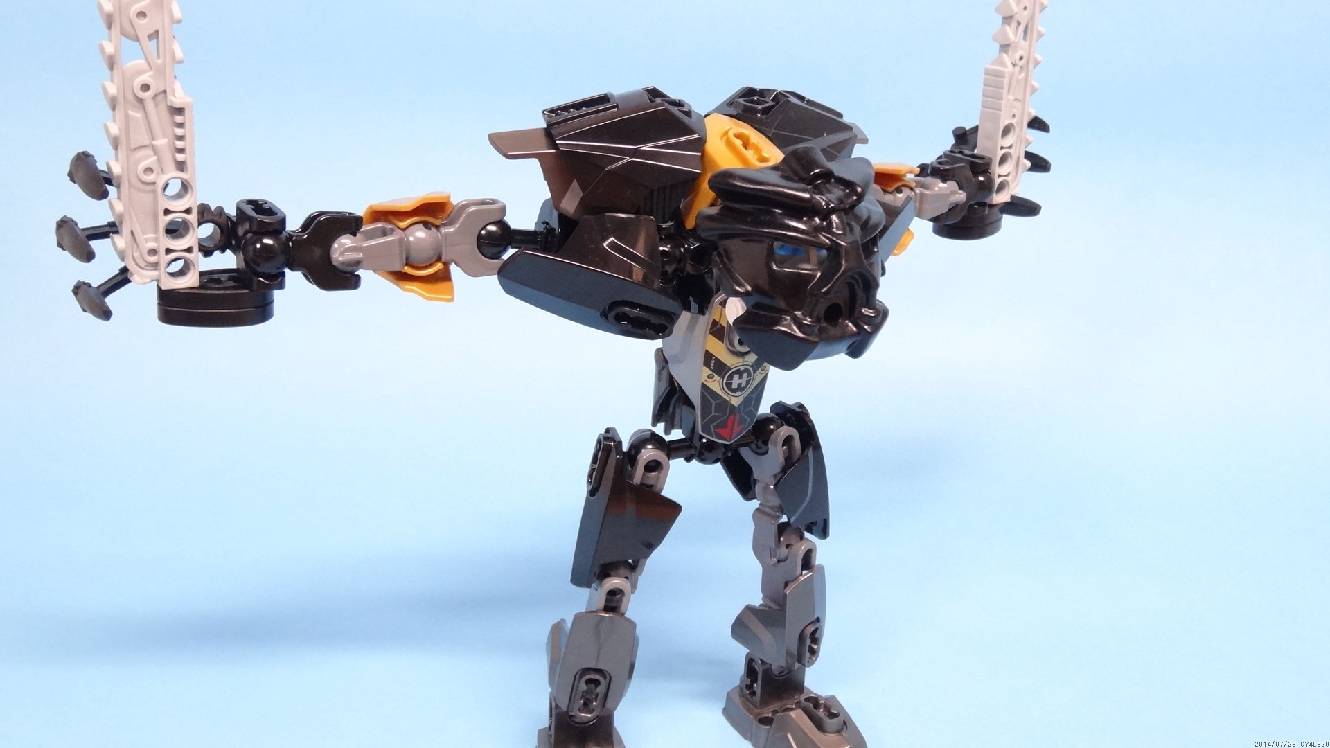 onuanuva-04.jpg