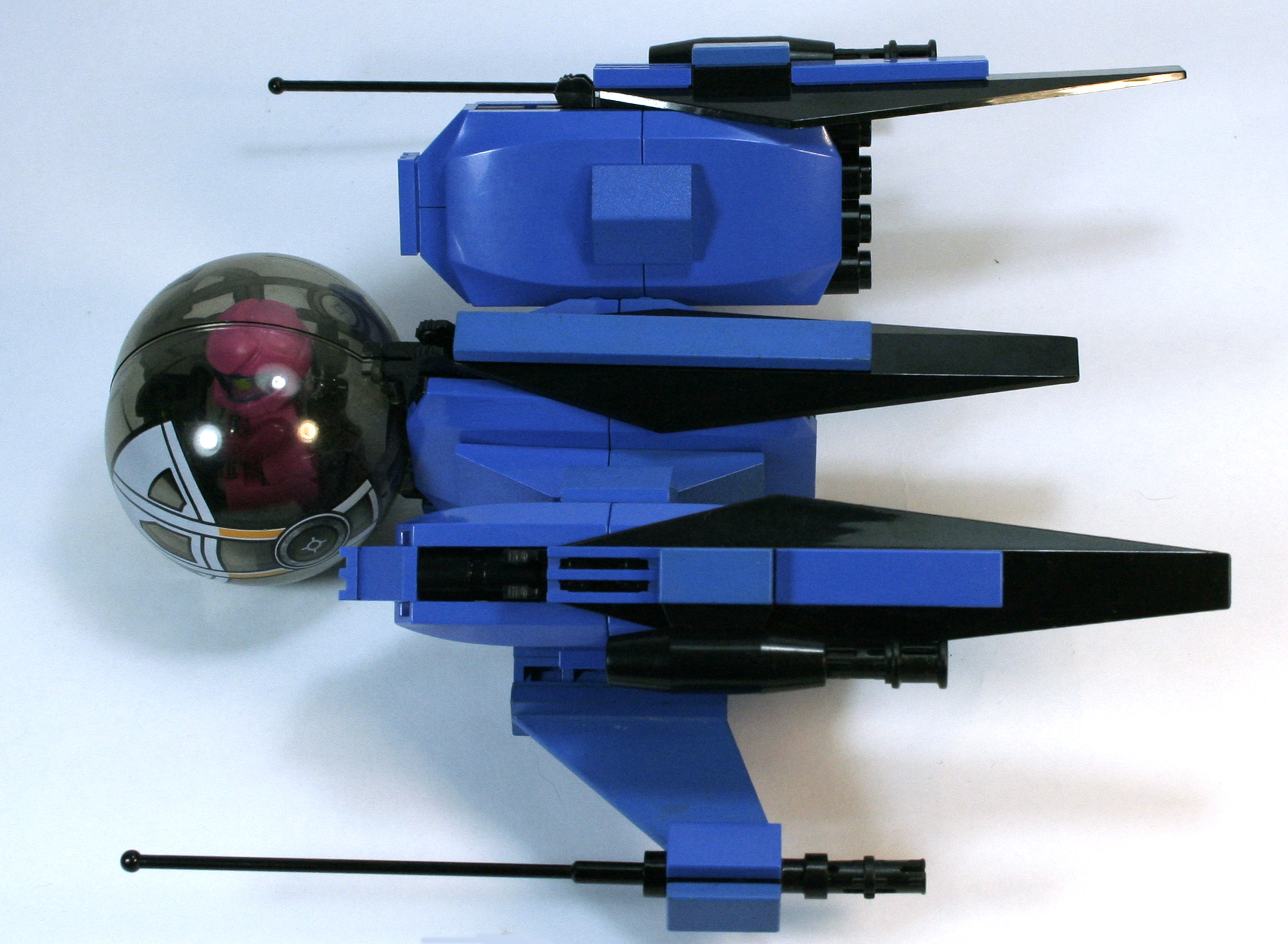 03intrepid.jpg