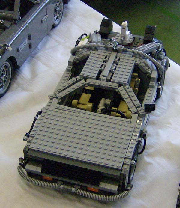 delorean2.jpg