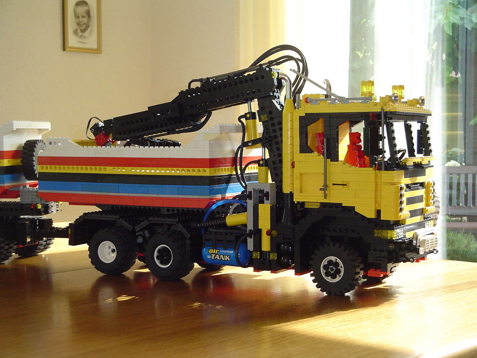 lego_scania_02.jpg