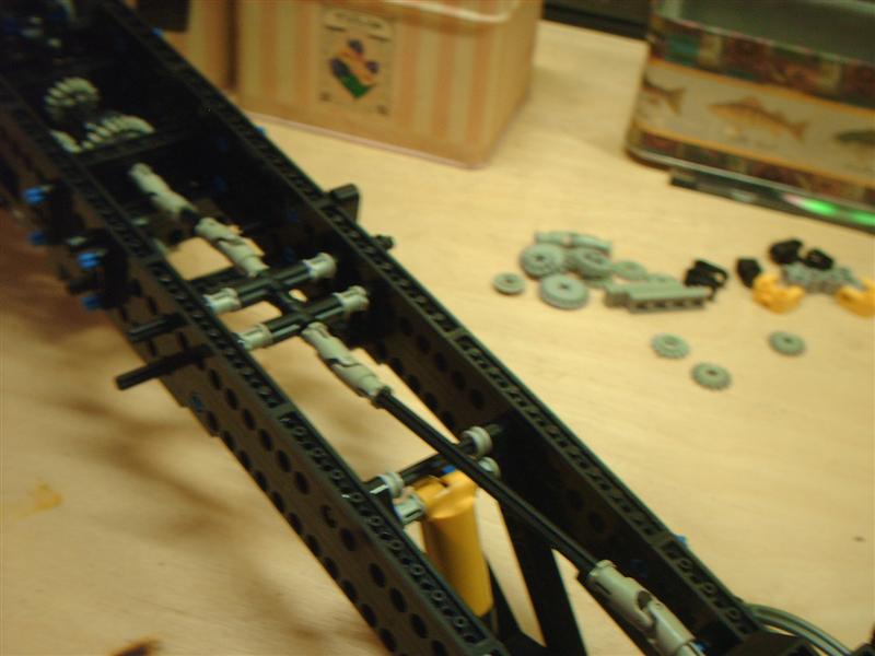 006_driveshaft_carrier_crossmember_bottom.jpg
