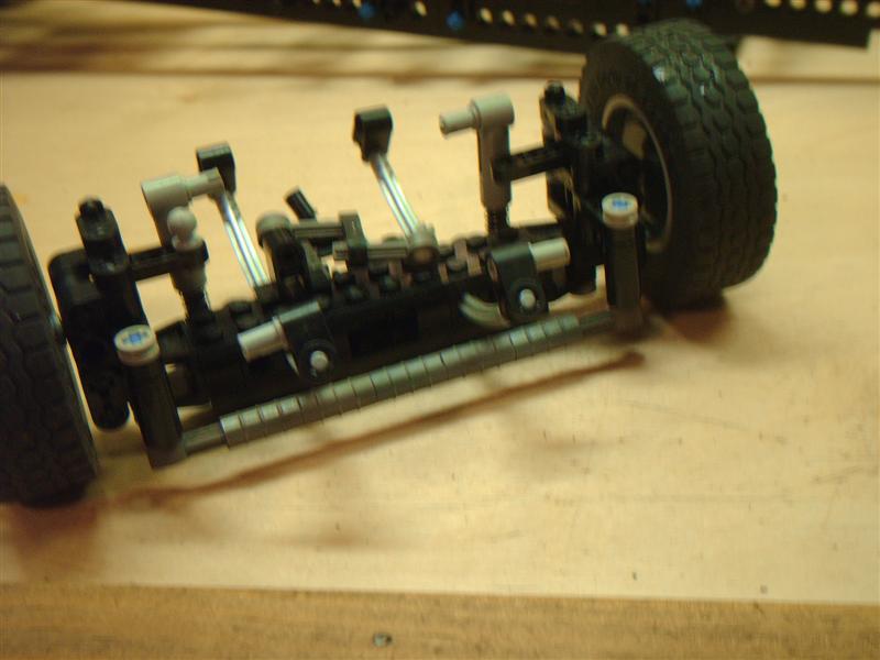 022_front_axle_suspention_steering_linkage.jpg