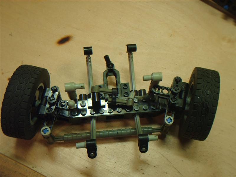 024_front_axle_suspention_steering_linkage.jpg