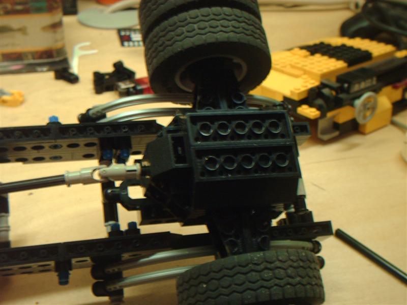 029_rear_axle_underside.jpg