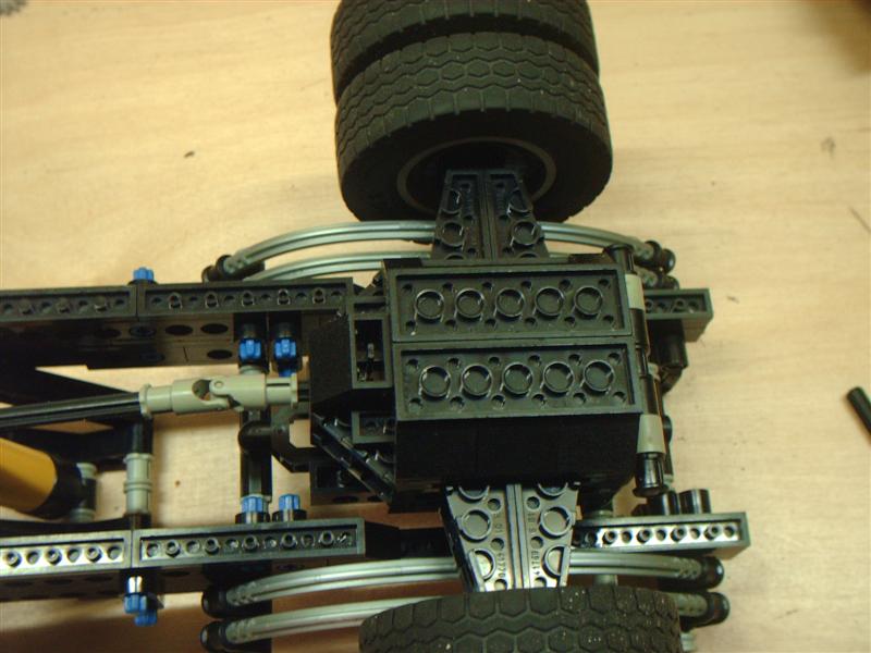 030__rear_axle_underside.jpg
