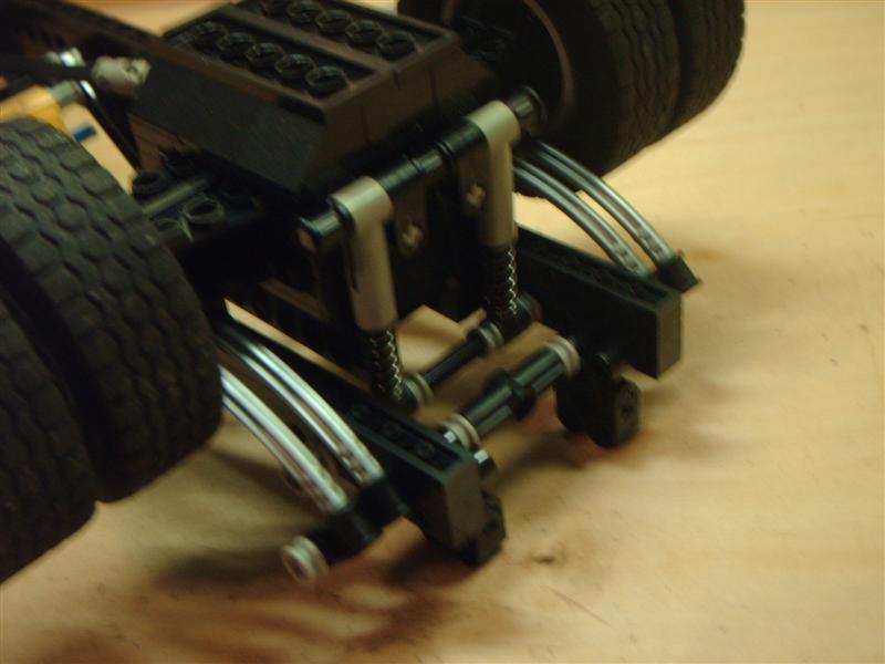 032__rear_axle_underside__shock_mounting.jpg
