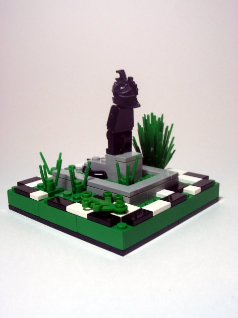 statue_b.jpg