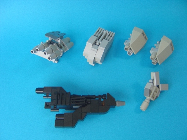 ac3_06arms.jpg